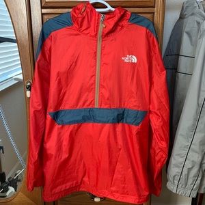 The North Face Men’s Windbreaker THIN
